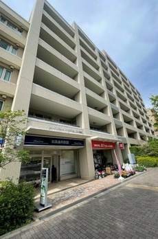 グランドテラス新宿 