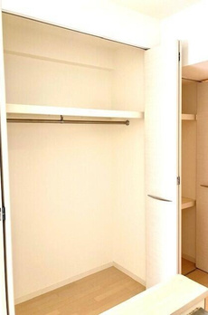 ＮＩＫＫＯ　ＡＰＡＲＴＭＥＮＴ　ＨＯＵＳＥ 