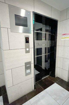 Ｖｅｒｏｎａ信濃町Ｌｕｓｓｏ 