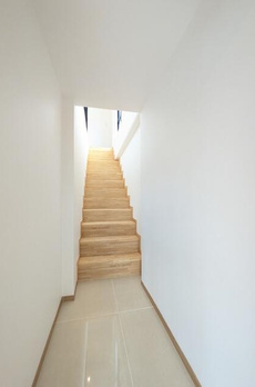 ＳＵＮ　ＨＯＵＳＥ 