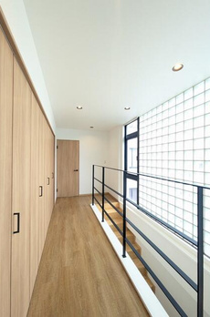 ＳＵＮ　ＨＯＵＳＥ 