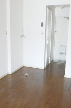 ガーデン谷川 