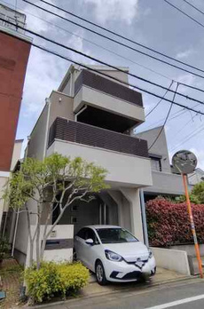 世田谷区上馬４丁目戸建て 