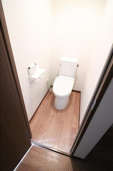 番町グロリアビル 