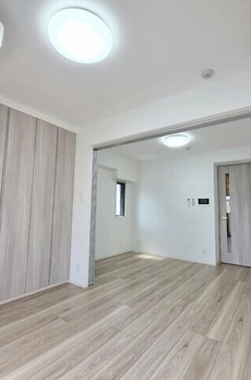 Ｒｅｖｅ　Ｃｉｔｙ　Ｓｅｎｄａｇａｙａ 