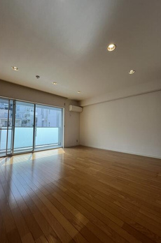Ｅｌｉｔｅ　Ｒｅｓｉｄｅｎｃｅ　Ｍｉｙａｍａｓｕｚａｋａ 