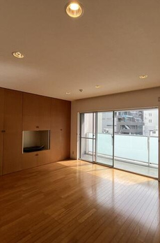 Ｅｌｉｔｅ　Ｒｅｓｉｄｅｎｃｅ　Ｍｉｙａｍａｓｕｚａｋａ 