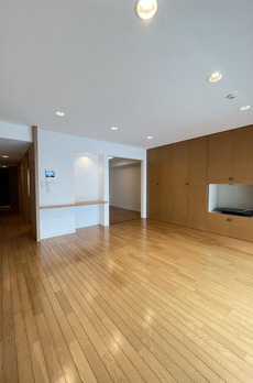 Ｅｌｉｔｅ　Ｒｅｓｉｄｅｎｃｅ　Ｍｉｙａｍａｓｕｚａｋａ 