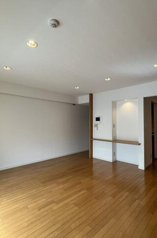 Ｅｌｉｔｅ　Ｒｅｓｉｄｅｎｃｅ　Ｍｉｙａｍａｓｕｚａｋａ 