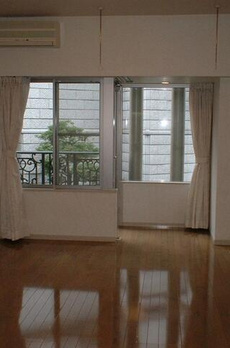 デュオ・スカーラ兜町 