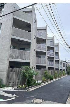 クラリティア都立大学 