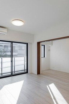 アジールコート都立大学 