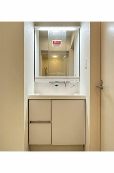 千駄ヶ谷１丁目戸建 