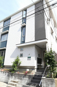 ロンデ西新宿 