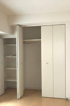 東新宿レジデンシャルタワー 