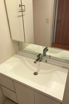 Ｂｒｉｌｌｉａ　ｉｓｔ　三軒茶屋　ブラッサムテラス 