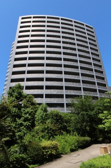 ミレニアムガーデンコート 