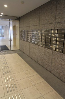 ミレニアムガーデンコート 