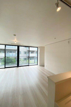 広尾アパートメント 