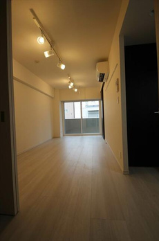 ＡＲＩＳＡ　ＣＯＵＲＴ（アリーサコート） 