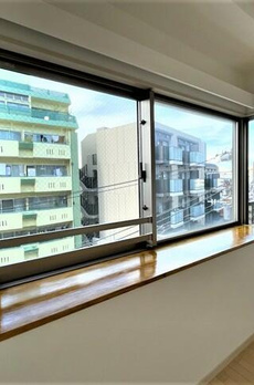 ブルソール信濃町 