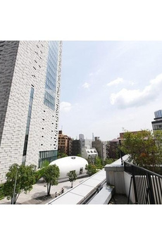 コンフォリア新宿イーストサイドタワー 