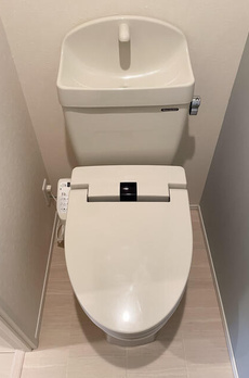アステラホーム四谷大京町 