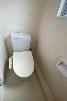 秀和新川レジデンス 