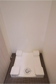 コンフォリア滝野川 