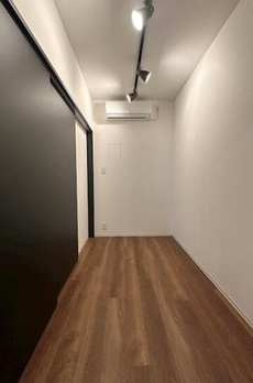 ＺＯＯＭ新宿御苑前 