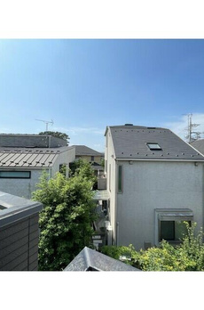 中町１丁目貸家 
