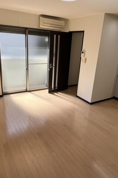 ツインハウス富紀 