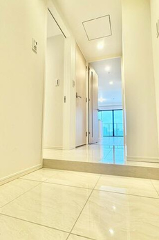 ＧＲＡＮＤ　ＣＩＴＹ　ＴＯＷＥＲ　ＴＳＵＫＩＳＨＩＭＡ 
