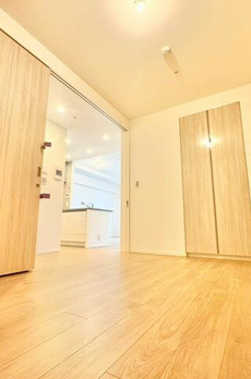 ＧＲＡＮＤ　ＣＩＴＹ　ＴＯＷＥＲ　ＴＳＵＫＩＳＨＩＭＡ 