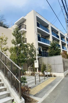 Ｂｒｉｌｌｉａ東中野Ｐａｒｋｓｉｄｅ　Ｈｉｌｌｓ 