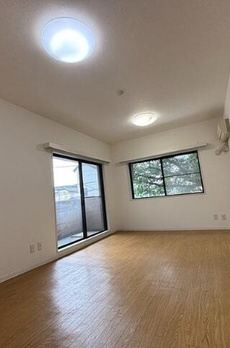 ビューラー八成山 