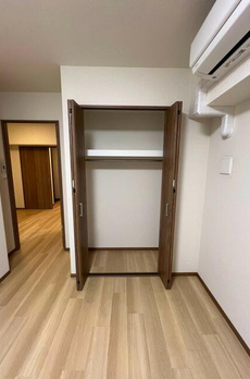 グレース桃井 