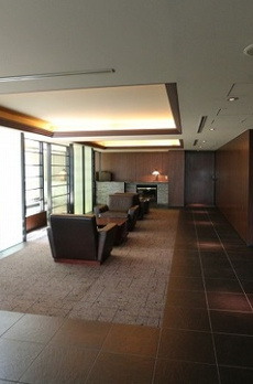 ドゥーエ日本橋 