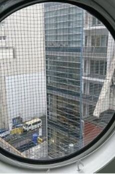 中銀カプセルタワービル 