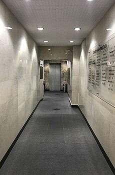 友野本社ビル 