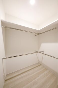 レジディア上野池之端 