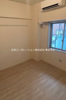 イーストワールド人形町 