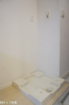 コンフォリア三田トロワ 