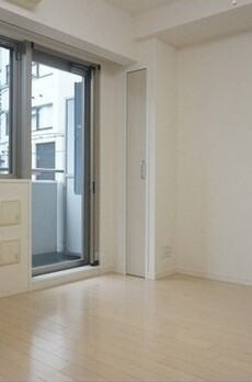 コンフォリア三田トロワ 