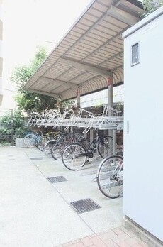 コンフォリア三田トロワ 