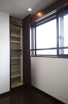 アヴァンティーク銀座東 