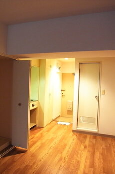 ライオンズマンション新富町第2 