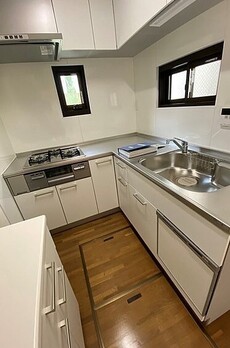 渋谷区富ヶ谷２丁目テラスハウス 