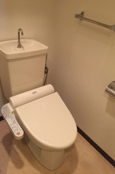 山内ビル 