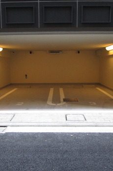 パークリュクス銀座mono 